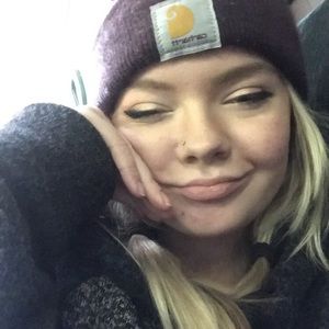 Meet your Posher, Catherine